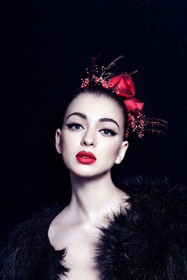 新娘妆容大片 艺术造型与跟妆全解析